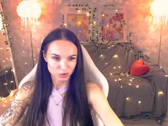 NicoleMerz