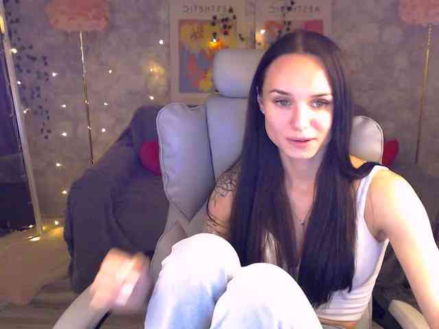 NicoleMerz