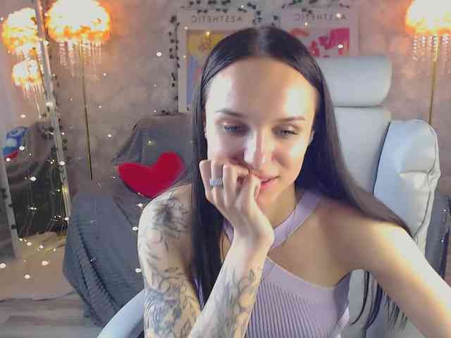 NicoleMerz