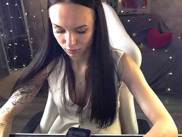 NicoleMerz