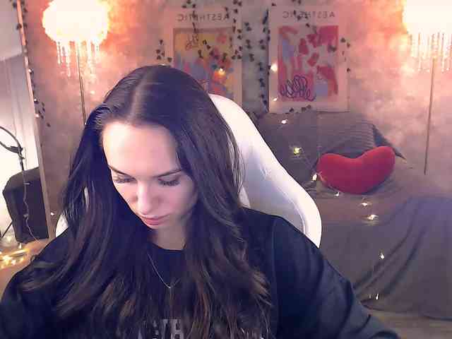 NicoleMerz