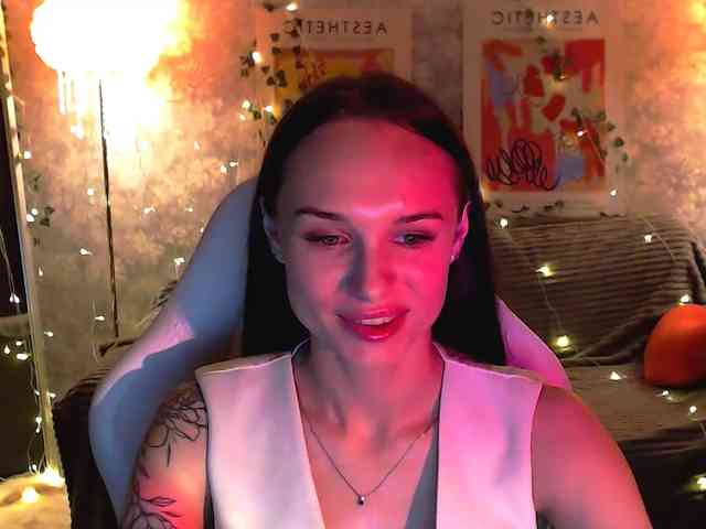 NicoleMerz NicoleMerz