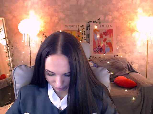 NicoleMerz