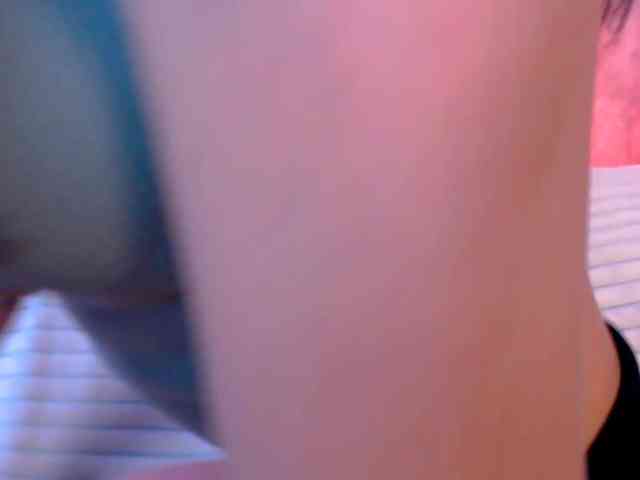 NicoleMerz Sex Cam Show