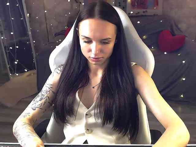 NicoleMerz