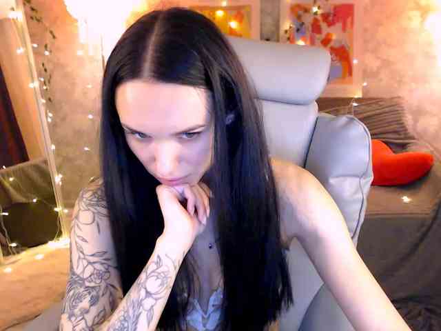 NicoleMerz