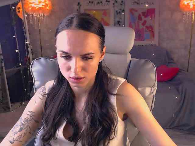 NicoleMerz
