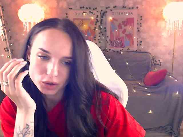 NicoleMerz webcam