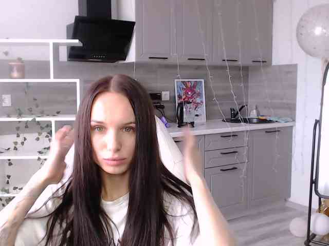 NicoleMerz