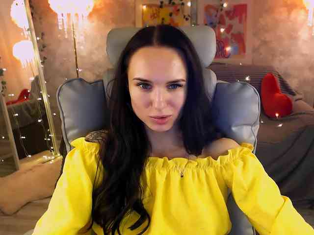 NicoleMerz