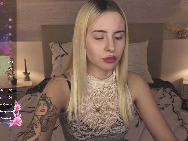 Bella-crazyy live cam preview