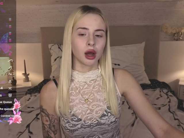 Bella-crazyy live cam on BongaCams