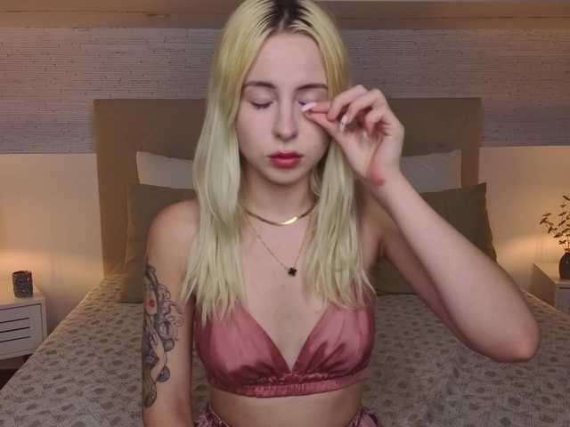 bella-crazyy online