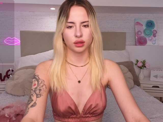  Bella-crazyy chat room