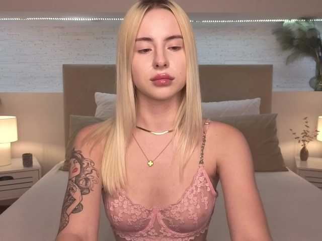 Bella-crazyy