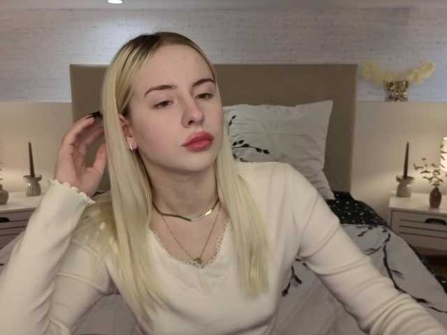 Bella-crazyy