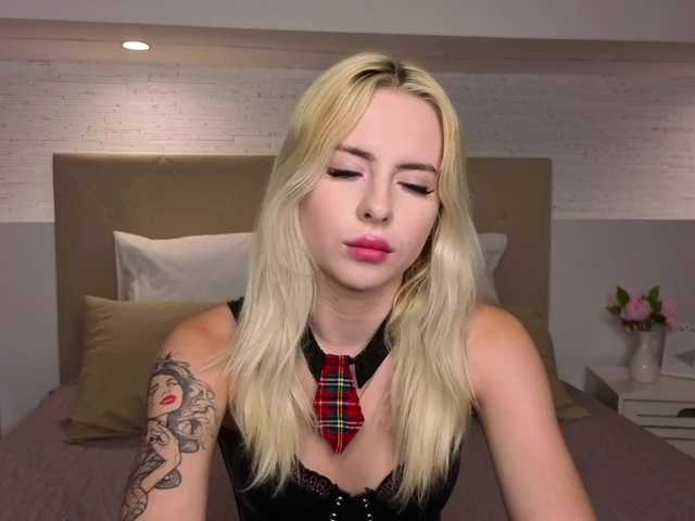 Bella-crazyy live cam