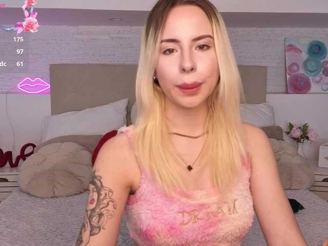  Bella-crazyy chat room