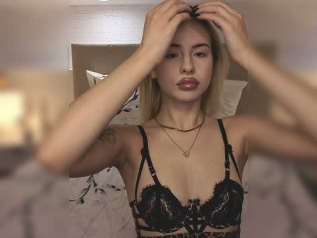 Bella-crazyy