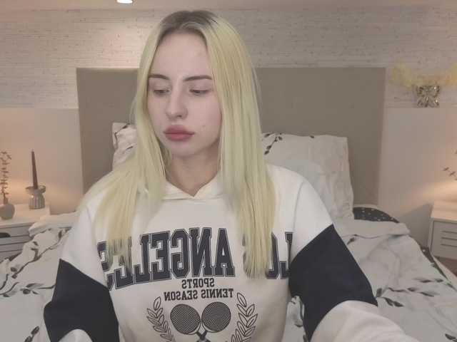 Bella-crazyy