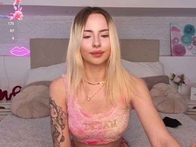 Bella-crazyy chat room