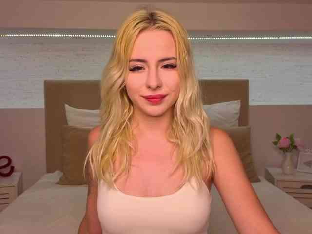 Bella-crazyy webcam