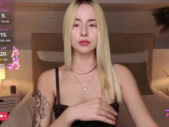 Bella-crazyy webcam