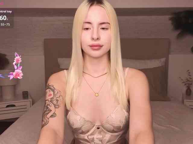 Bella-crazyy webcam