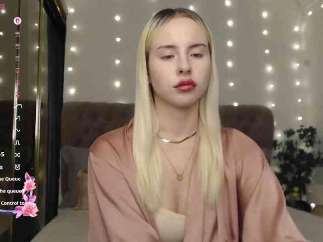 Bella-crazyy webcam
