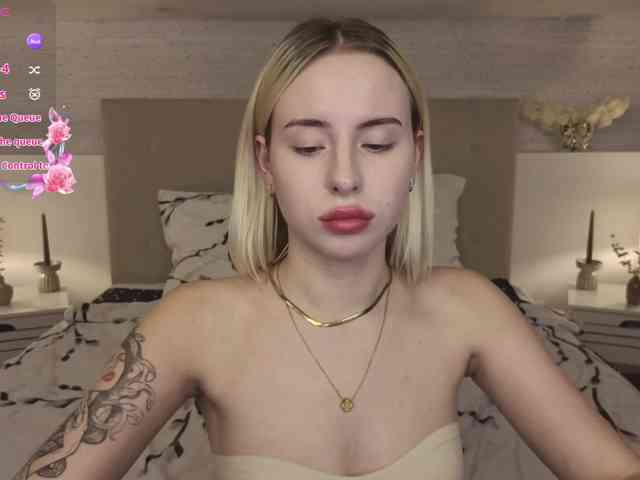 Bella-crazyy webcam