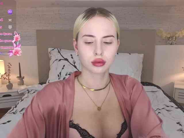 Bella-crazyy webcam