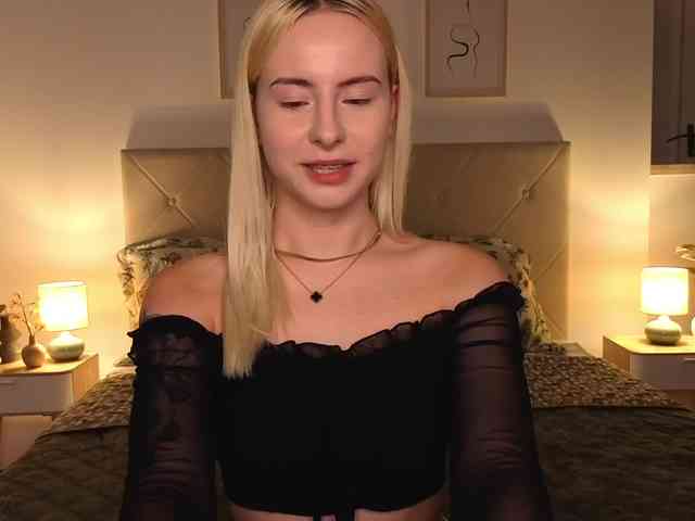 Bella-crazyy webcam