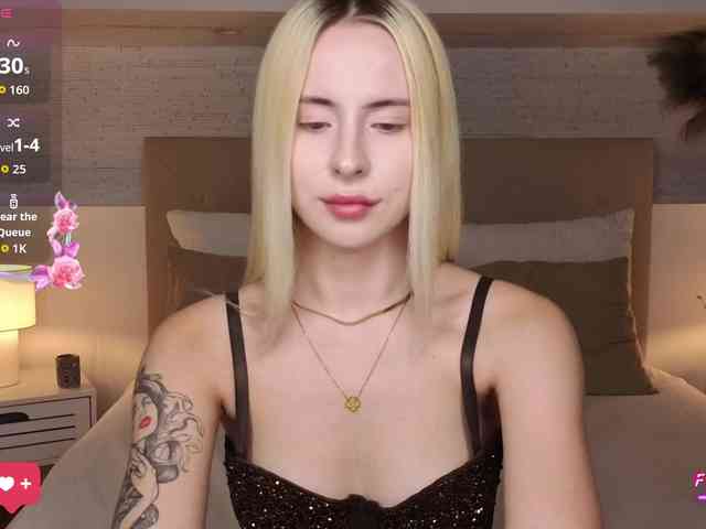 Bella-crazyy webcam