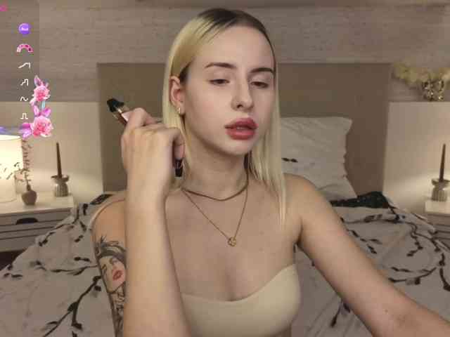Bella-crazyy webcam