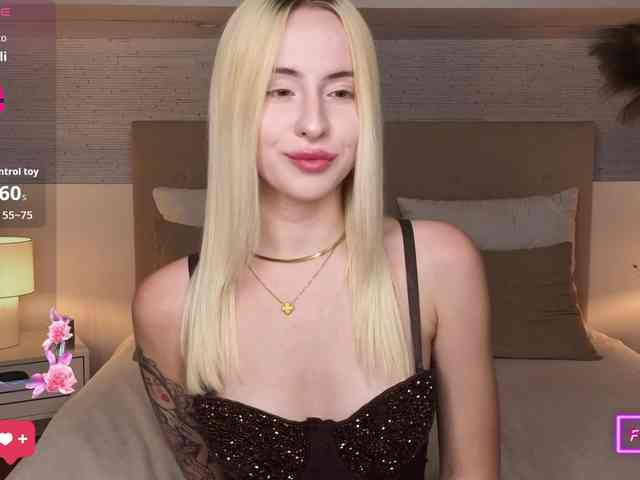 Bella-crazyy webcam