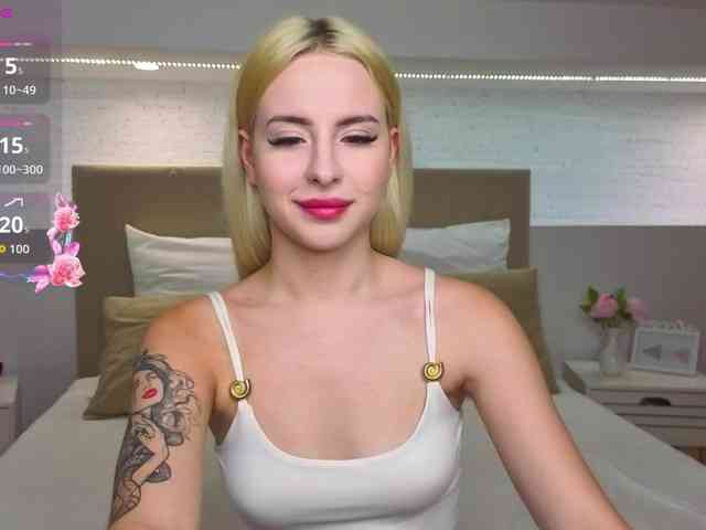 Bella-crazyy webcam