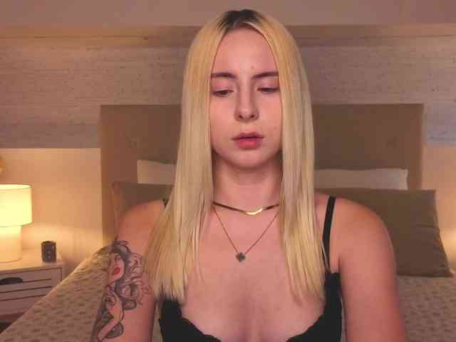 bella-crazyy's live room