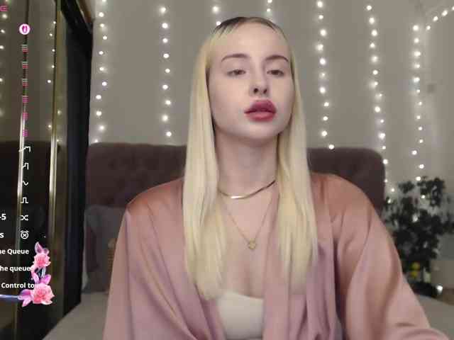 Bella-crazyy webcam