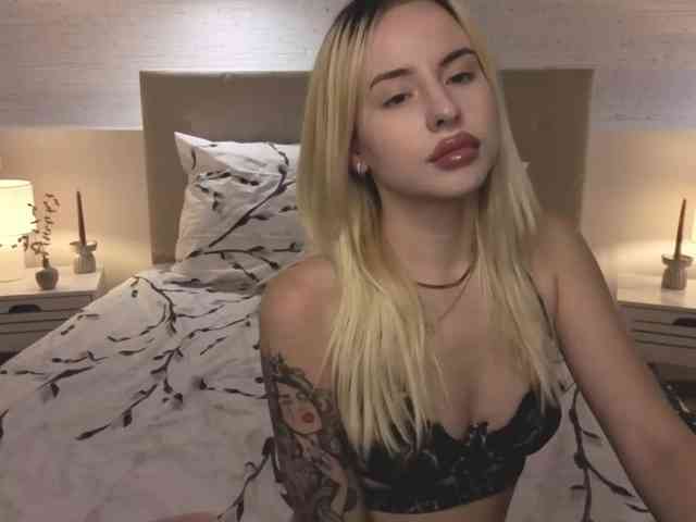 bella-crazyy's live room