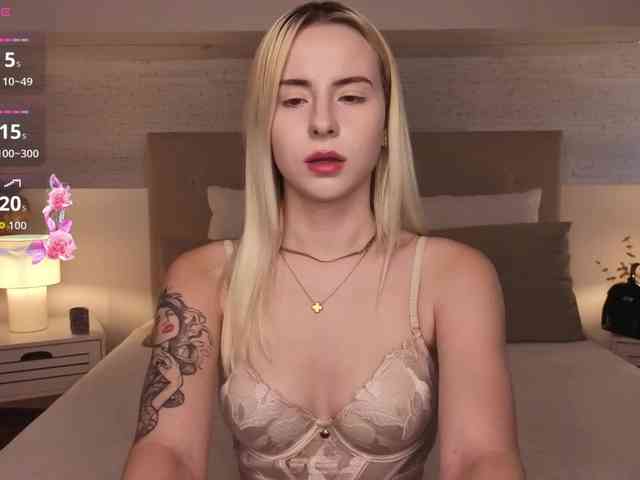 Bella-crazyy webcam