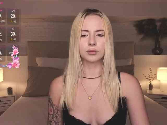 Bella-crazyy webcam