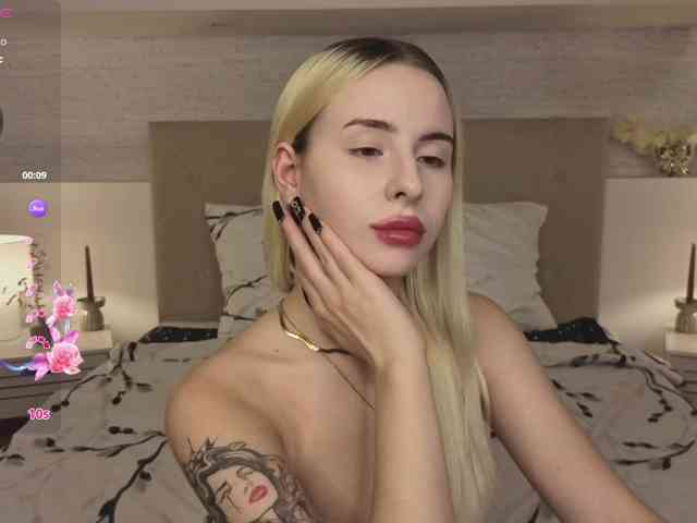 Bella-crazyy webcam