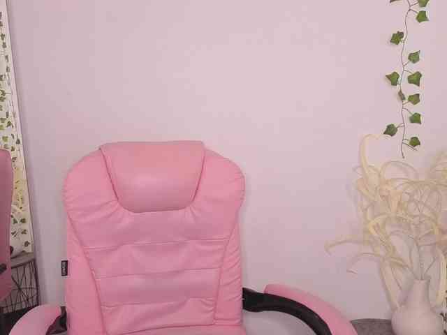 Bella-crazyy webcam