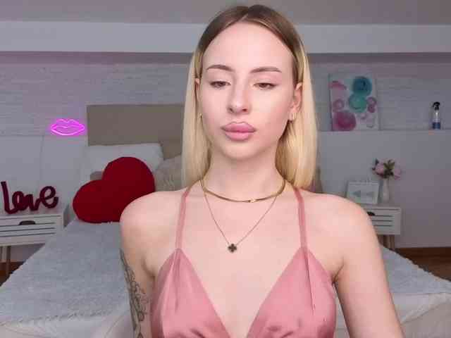 Bella-crazyy