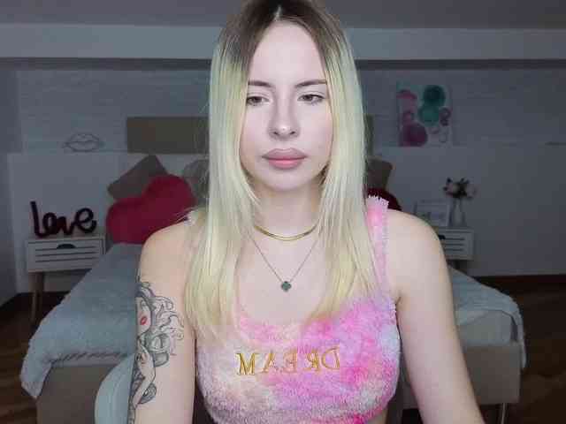 Bella-crazyy