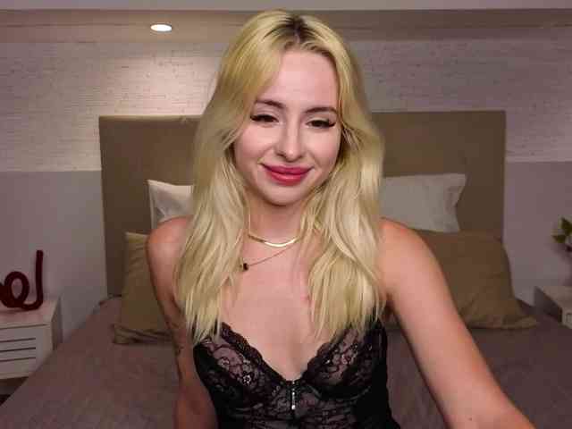 Bella-crazyy webcam