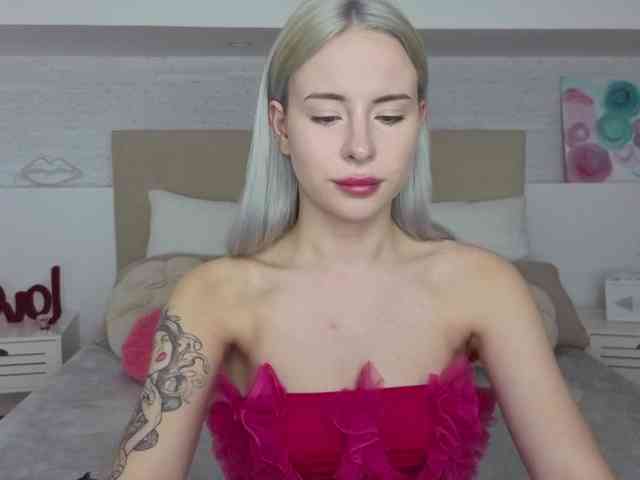 Bella-crazyy webcam