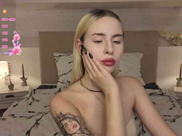 Bella-crazyy webcam