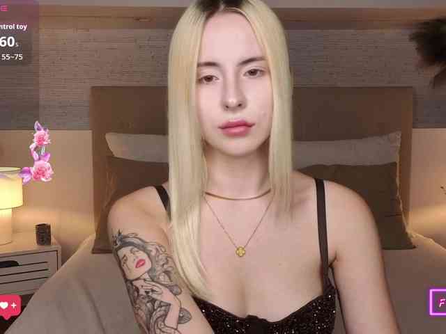 Bella-crazyy webcam