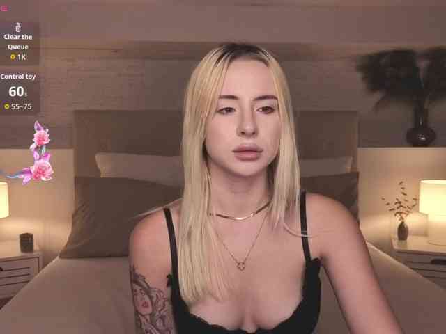 Bella-crazyy webcam